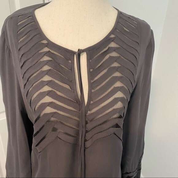 NWT PARKER Silk V-neck Long sleeve Sexy Key Hole Cut Outs luxury SZ L - Picture 1 of 12